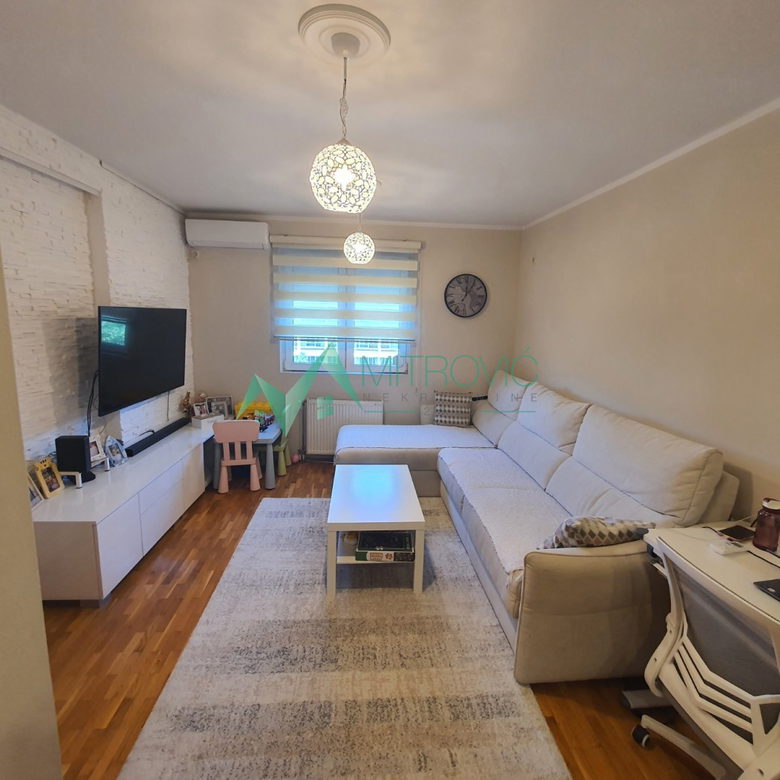 Stan Prodaja Novi Sad  38 m2