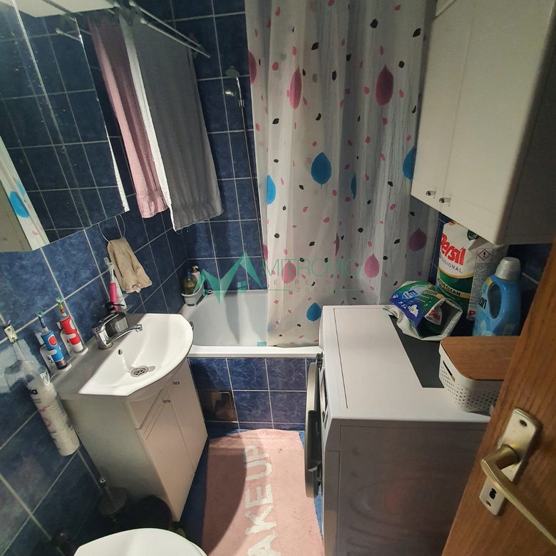 Jednoiposoban stan na prodaju, Betanija, Novi Sad, 38m², 133.900 €