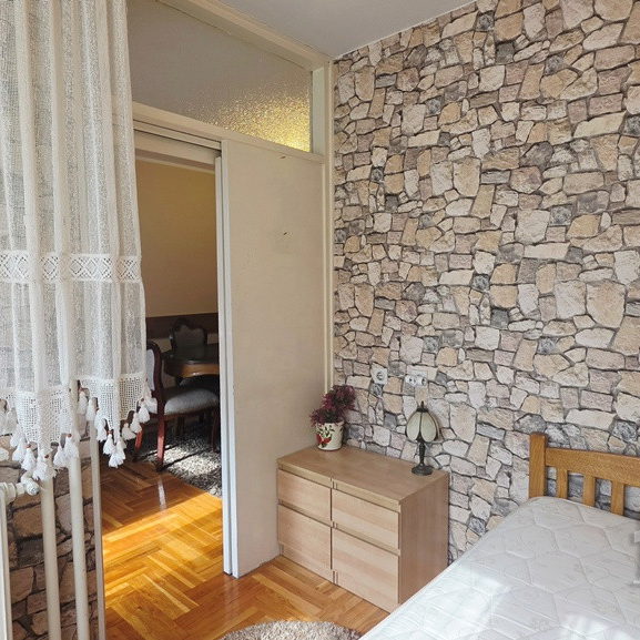 Jednoiposoban stan na prodaju, Bulevar Oslobođenja, Novi Sad, 49m², 153.000 €