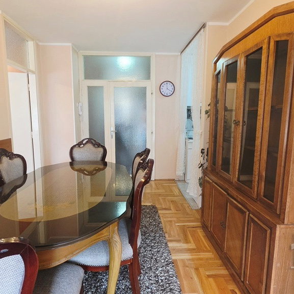 Jednoiposoban stan na prodaju, Bulevar Oslobođenja, Novi Sad, 49m², 153.000 €