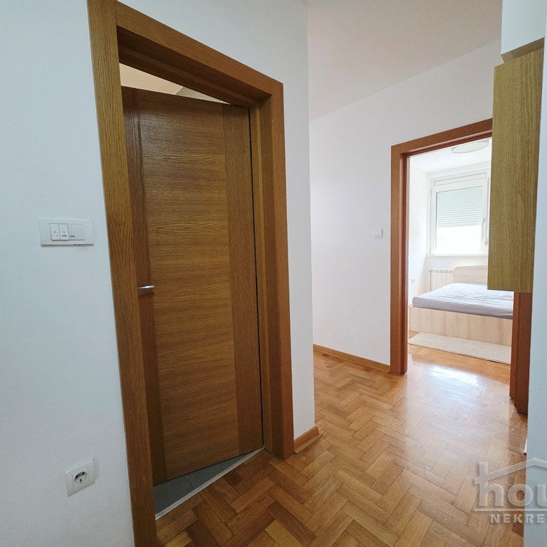 Jednoiposoban stan na prodaju, Bulevar Oslobođenja, Novi Sad, 42m², 158.000 €