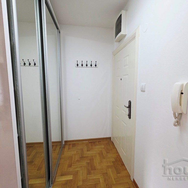 Jednoiposoban stan na prodaju, Bulevar Oslobođenja, Novi Sad, 42m², 158.000 €