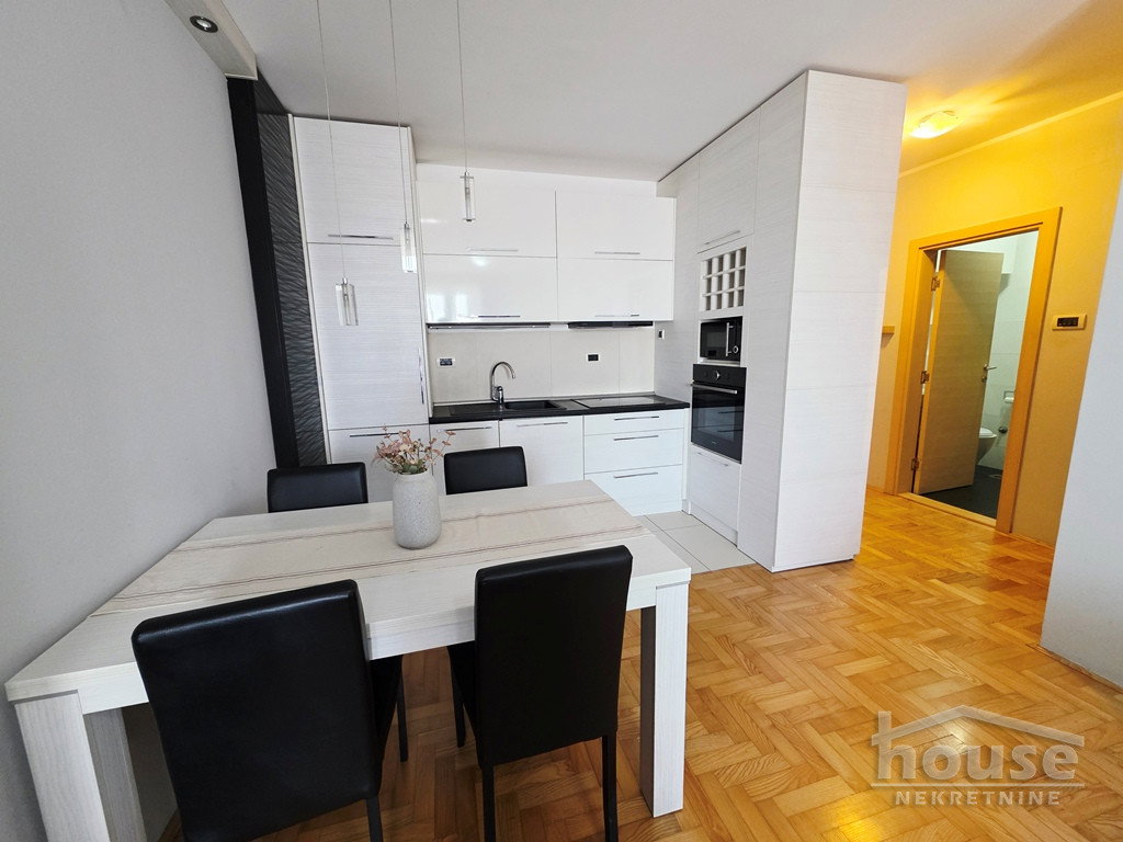 Stan Prodaja Novi Sad  42 m2