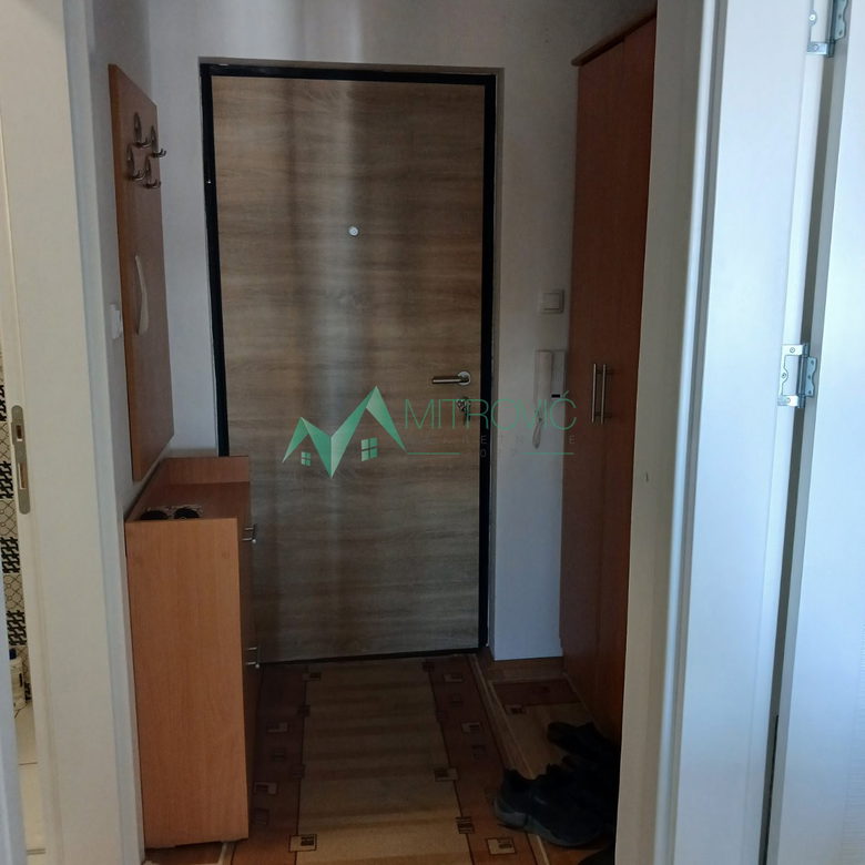 Jednoiposoban stan na prodaju, Bulevar Patrijarha Pavla, Novi Sad, 36m², 133.500 €
