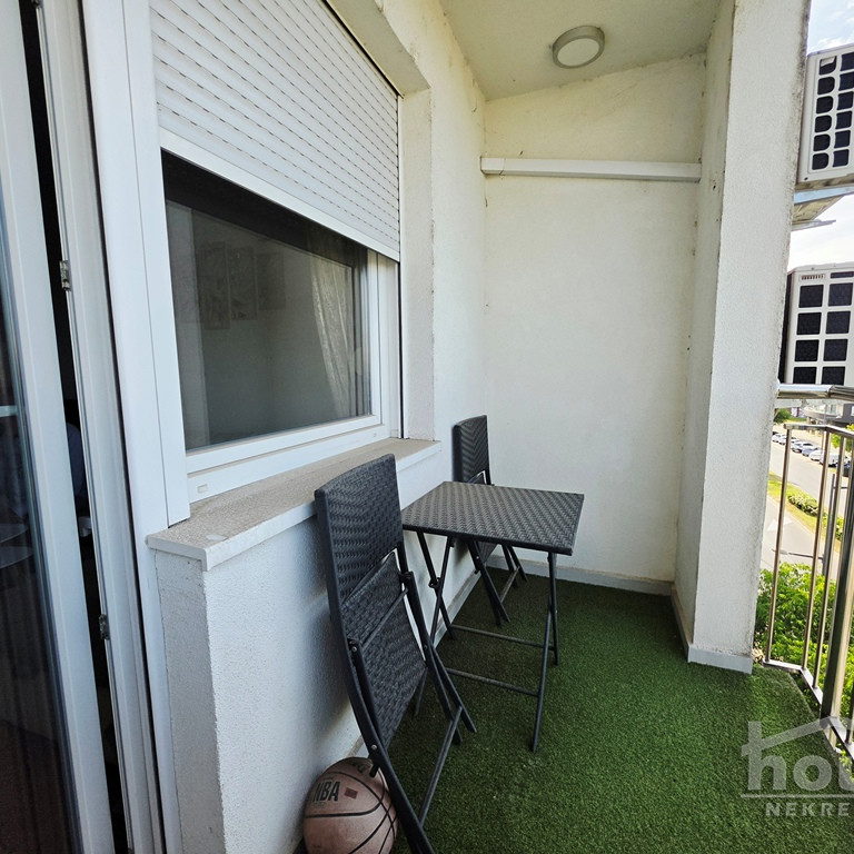 Jednoiposoban stan na prodaju, Bulevar Patrijarha Pavla, Novi Sad, 36m², 129.600 €