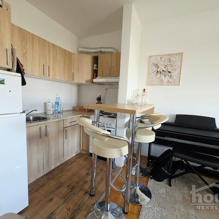 Jednoiposoban stan na prodaju, Bulevar Patrijarha Pavla, Novi Sad, 36m², 129.600 €