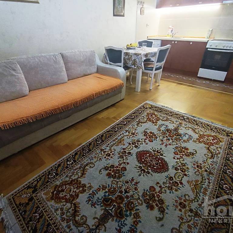 Stan Prodaja Novi Sad  43 m2