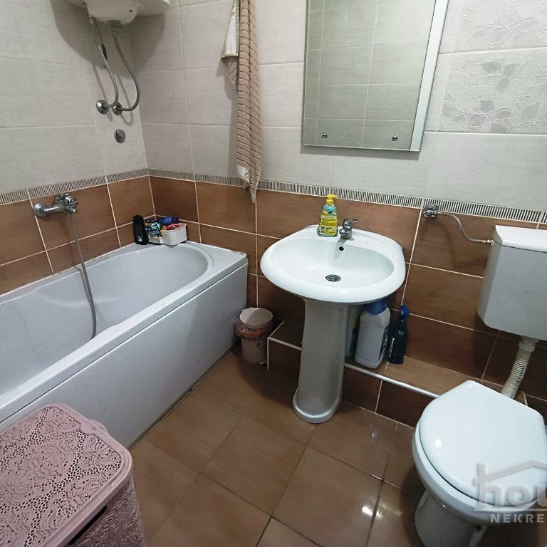Stan Prodaja Novi Sad  43 m2