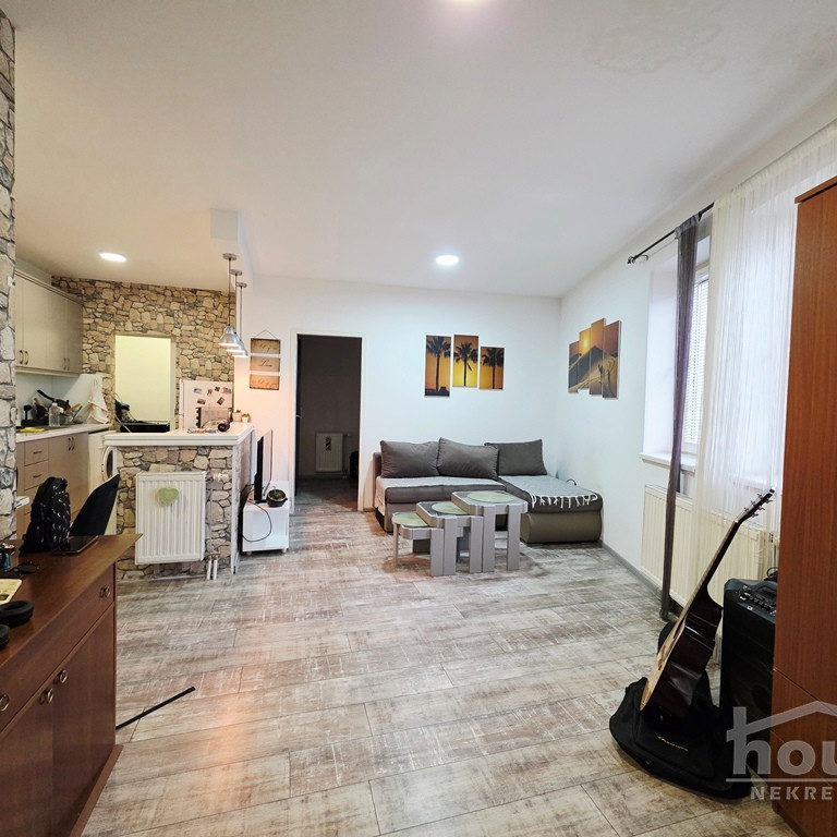 Stan Prodaja Novi Sad  42 m2