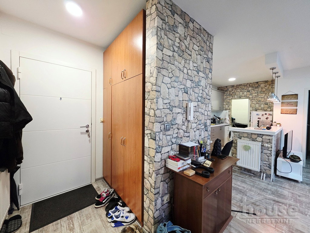 Jednoiposoban stan na prodaju, Centar, Novi Sad, 42m², 134.400 €