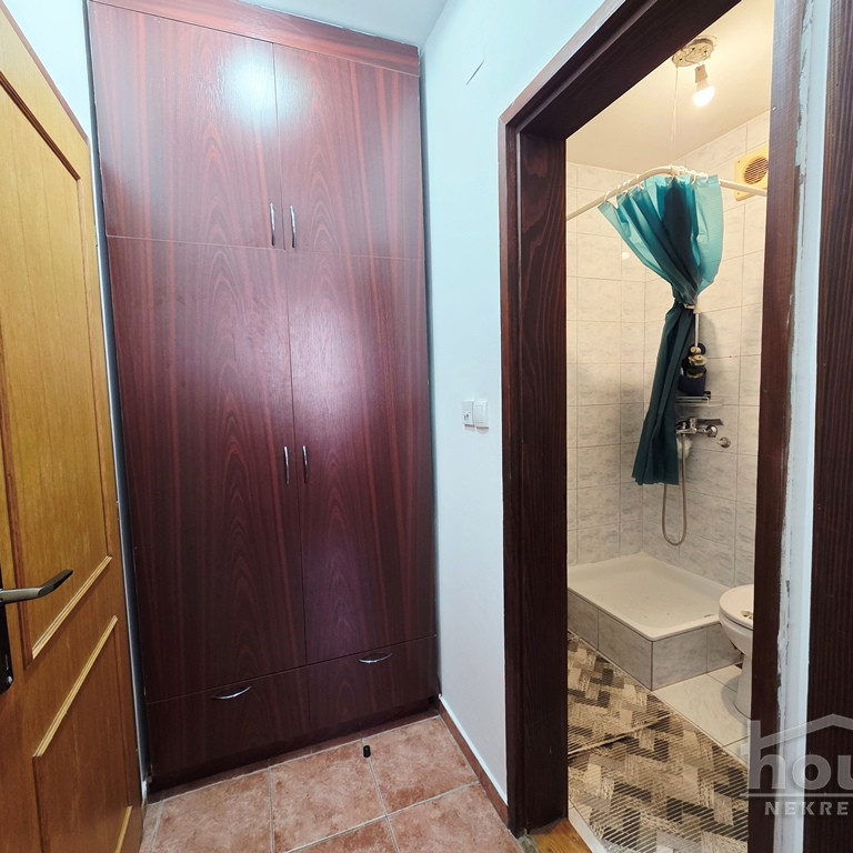 Jednoiposoban stan na prodaju, Centar, Novi Sad, 40m², 3. sprat, 130.000 €