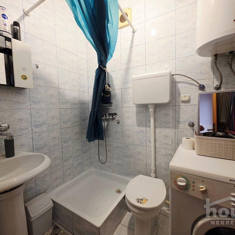 Stan Prodaja Novi Sad  40 m2