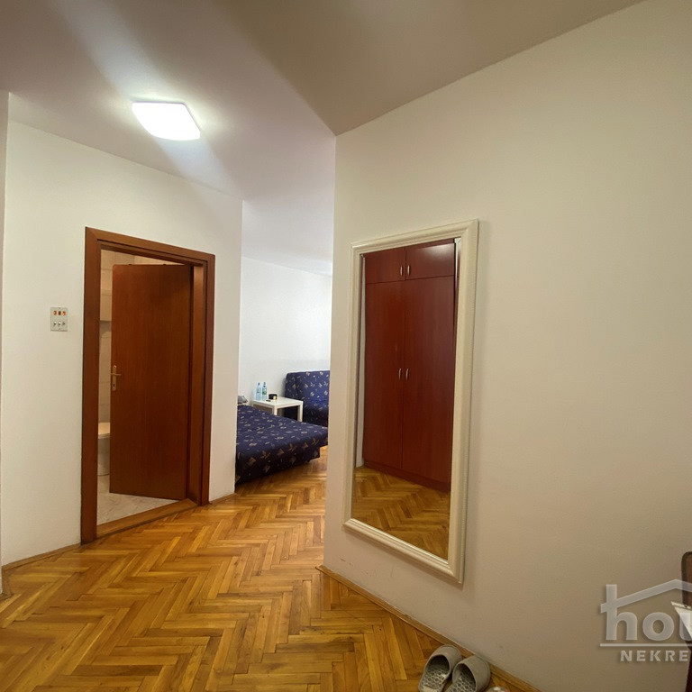 Jednosoban stan na prodaju, Grbavica, Novi Sad, 37m², 130.000 €