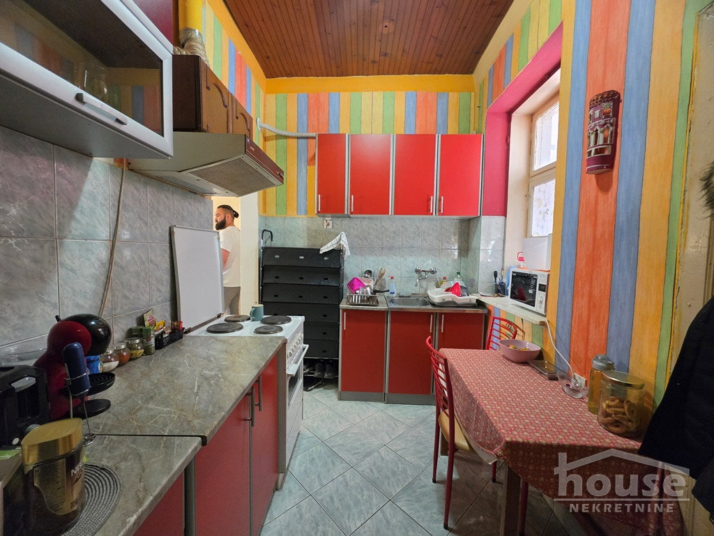 Jednoiposoban stan na prodaju, Petrovaradin, Novi Sad, 35m², 1. sprat, 157.500 €