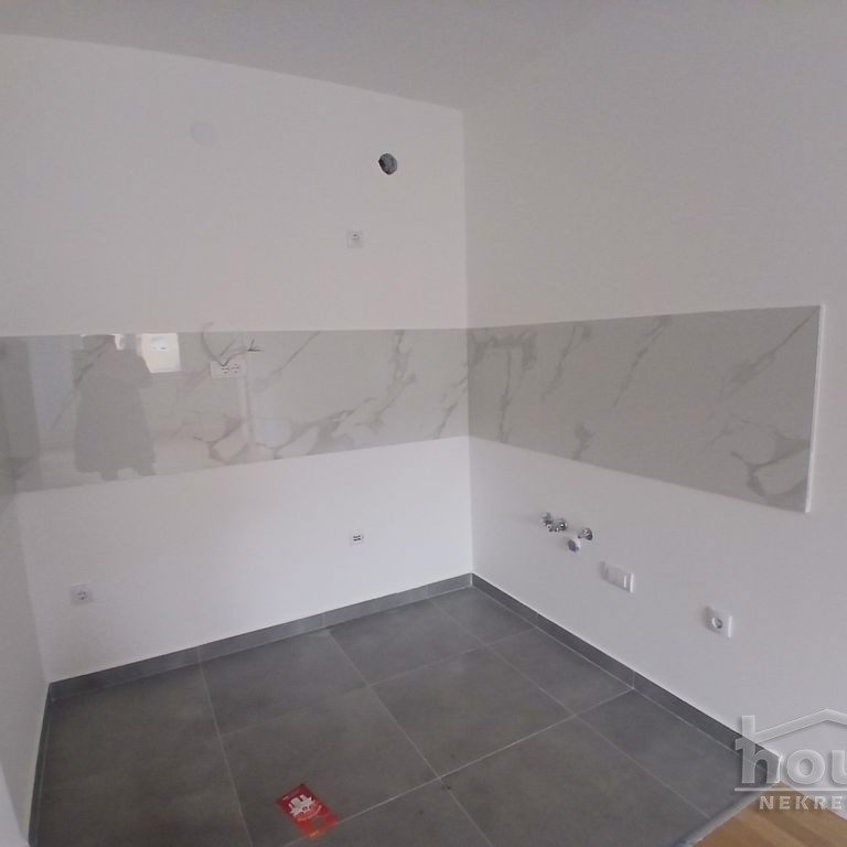 Stan Prodaja Novi Sad  40 m2