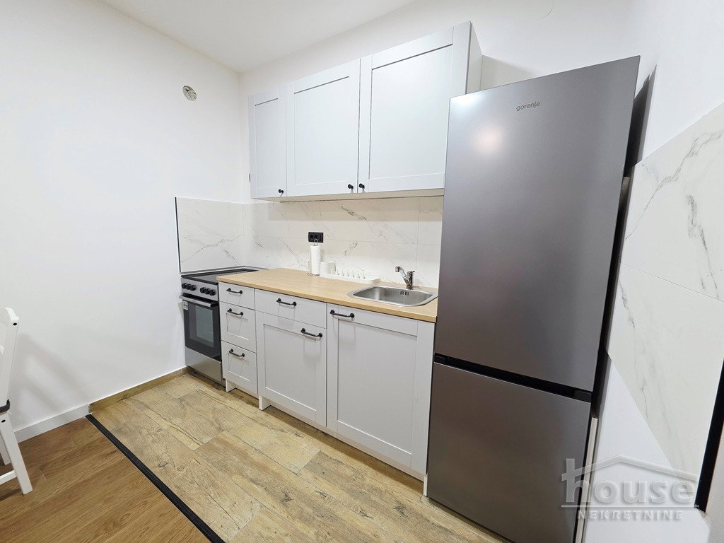 Stan Prodaja Novi Sad  38 m2