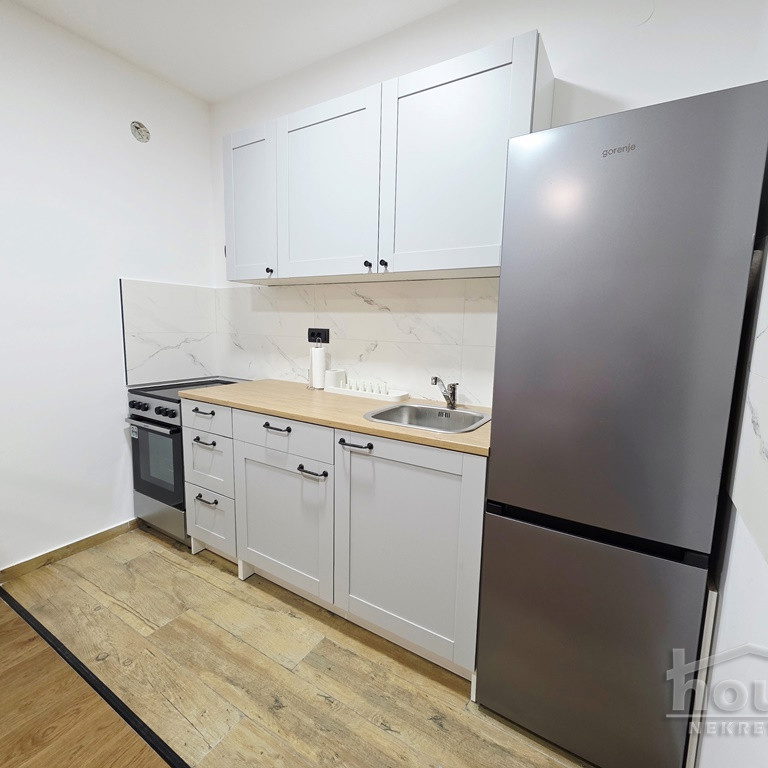 Stan Prodaja Novi Sad  38 m2