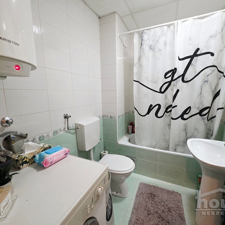 Jednoiposoban stan na prodaju, Salajka, Novi Sad, 37m², 115.000 €