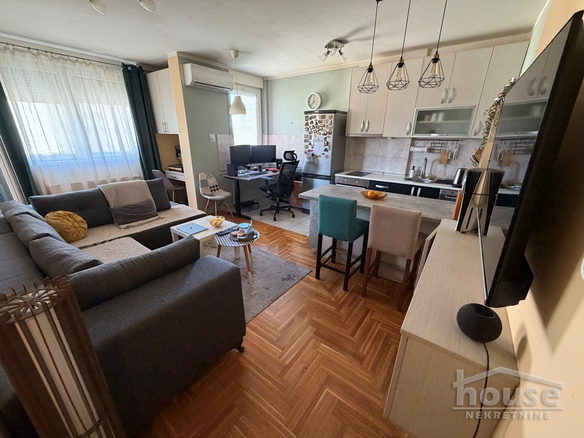 Stan Prodaja Novi Sad  41 m2
