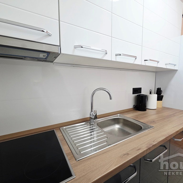 Stan Prodaja Novi Sad  37 m2