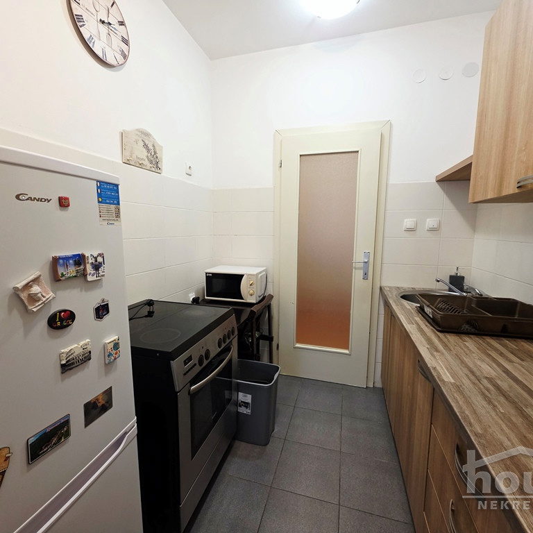 Stan Prodaja Novi Sad  42 m2