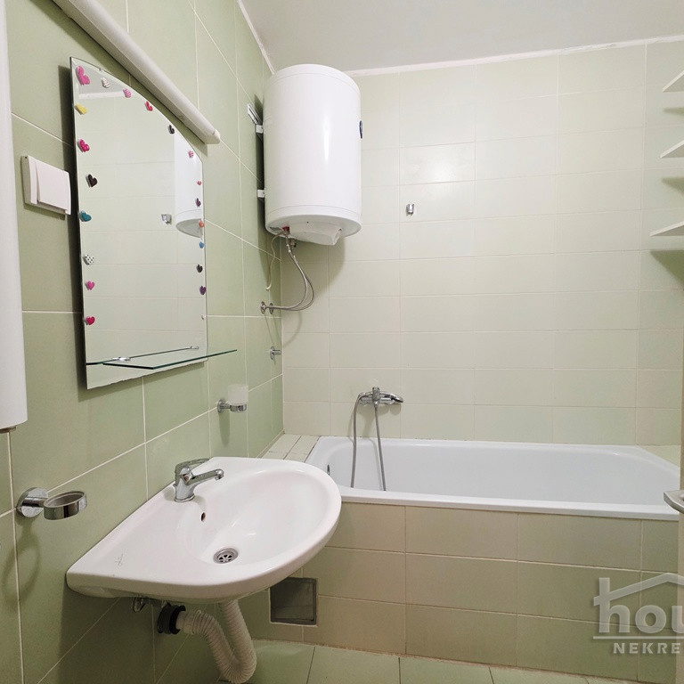 Jednoiposoban stan na prodaju, Jugovićevo, Novi Sad, 42m², 124.000 €