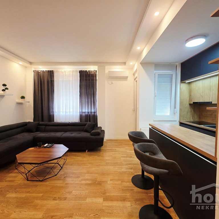 Stan Prodaja Novi Sad  42 m2