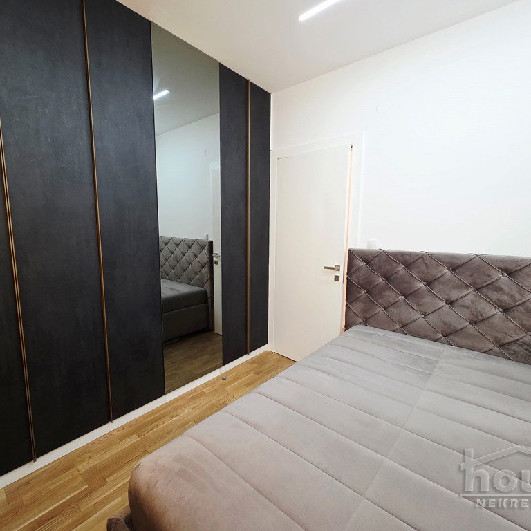 Jednoiposoban stan na prodaju, Petrovaradin, Novi Sad, 42m², 118.500 €