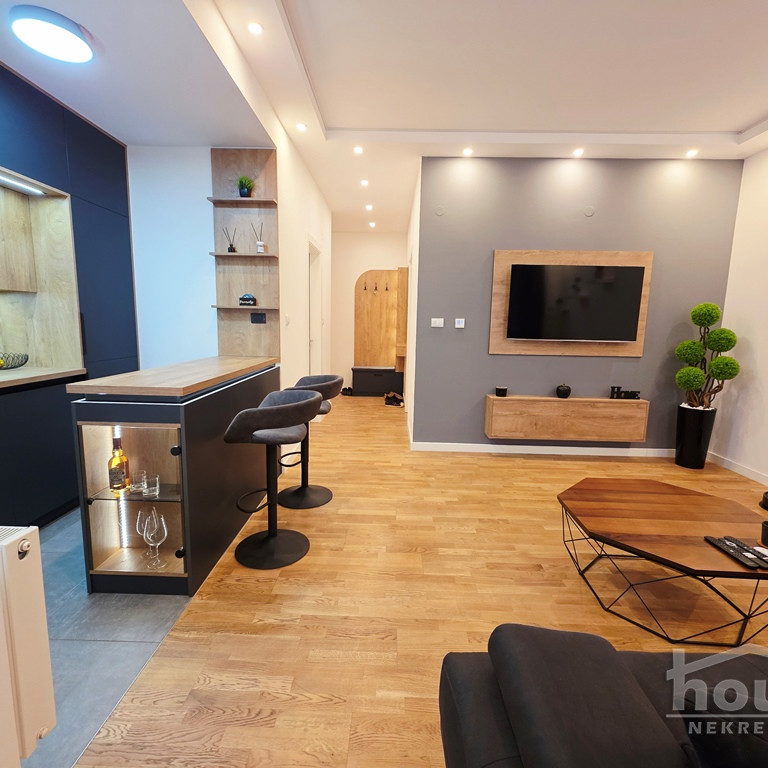 Stan Prodaja Novi Sad  42 m2