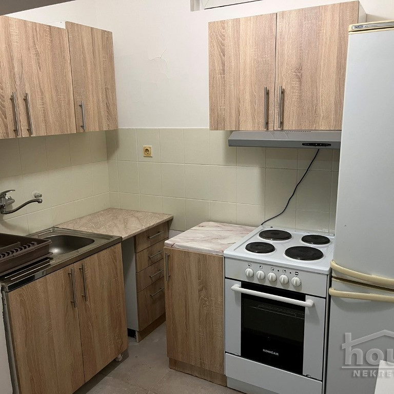 Stan Prodaja Novi Sad  28 m2