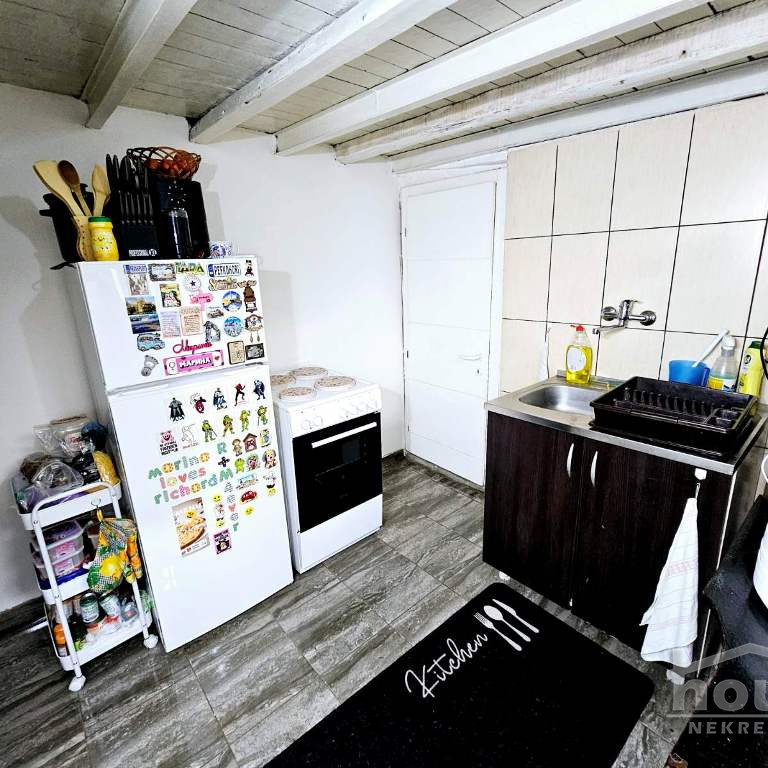 Jednosoban stan na prodaju, Centar, Novi Sad, 58m², Prizemlje, 179.800 €