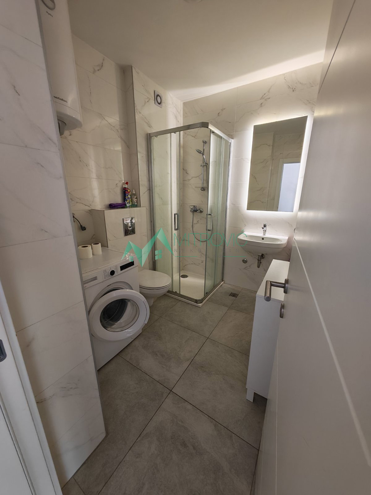 Jednosoban stan na prodaju, Stara Detelinara, Novi Sad, 31m², 118.450 €