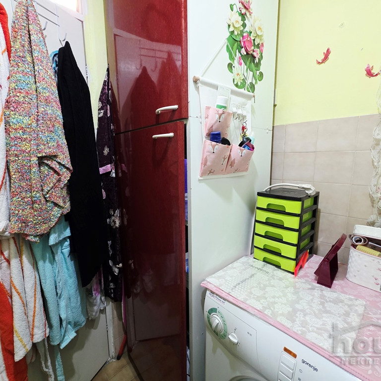 Jednosoban stan na prodaju, Novo Naselje, Novi Sad, 46m², 115.000 €