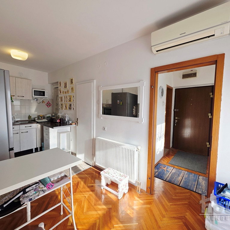 Stan Prodaja Novi Sad  39 m2