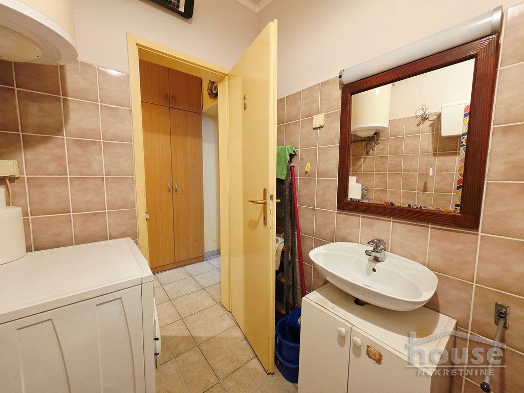 Stan Prodaja Novi Sad  35 m2