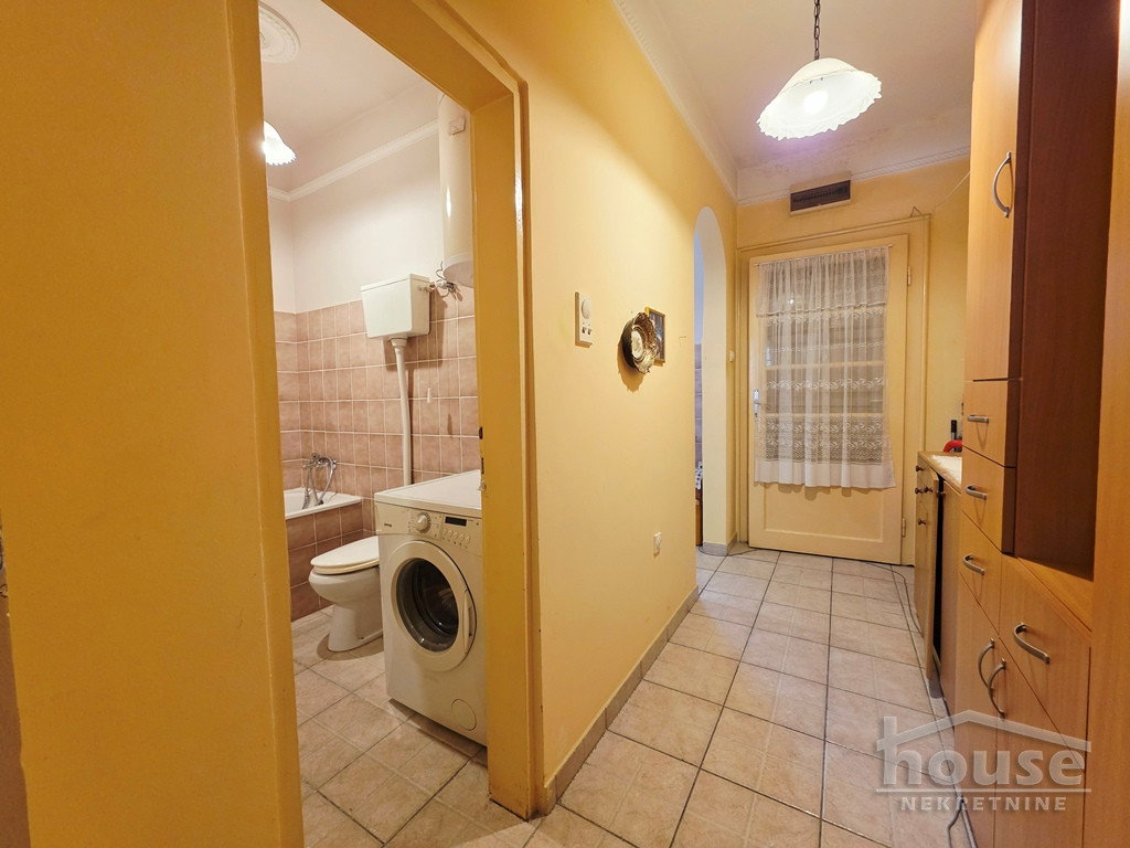 Jednosoban stan na prodaju, Podbara, Novi Sad, 35m², 85.000 €
