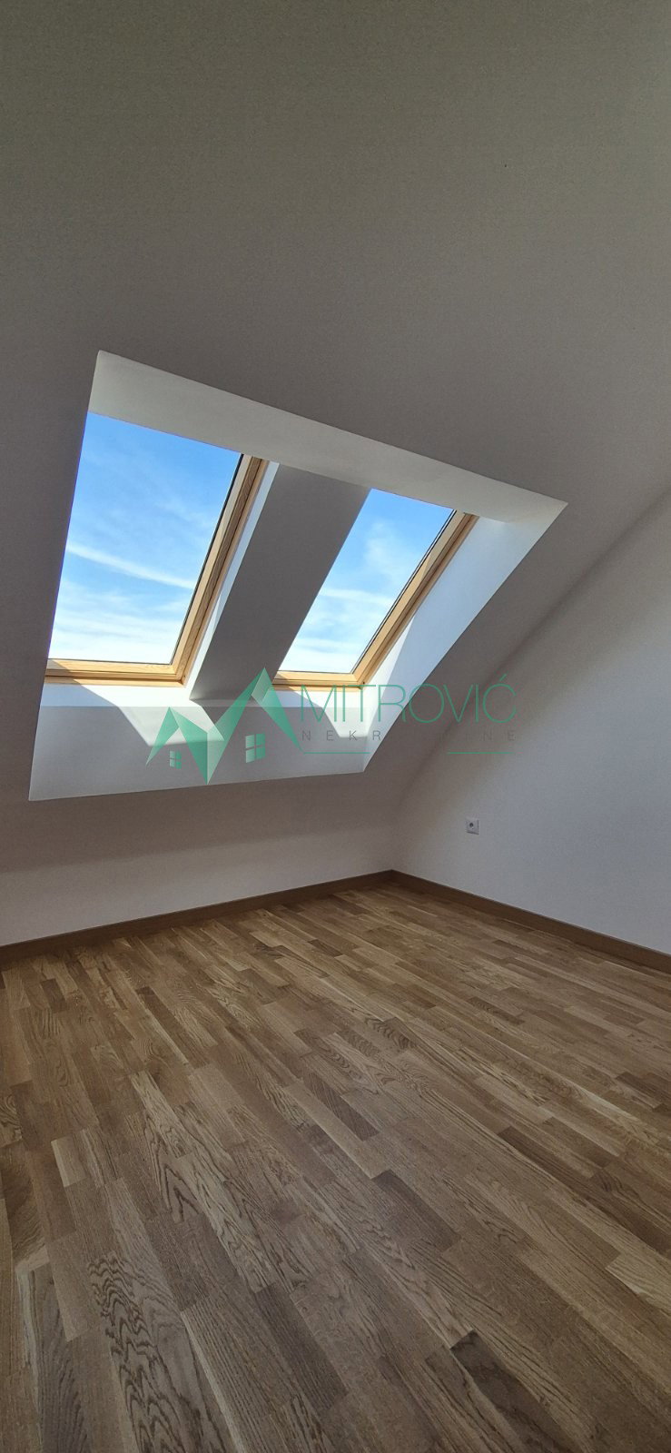 stanovi-2-5-dx-petrovaradin-1001928-isqax Dvoiposoban stan na prodaju, Petrovaradin, Novi Sad, 84m², 180.660 €