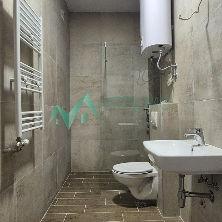 Dvoiposoban stan na prodaju, Petrovaradin, Novi Sad, 84m², 180.660 €