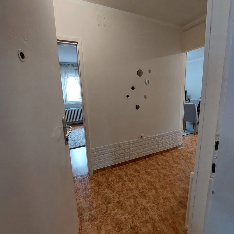 Stan Prodaja Novi Sad  56 m2
