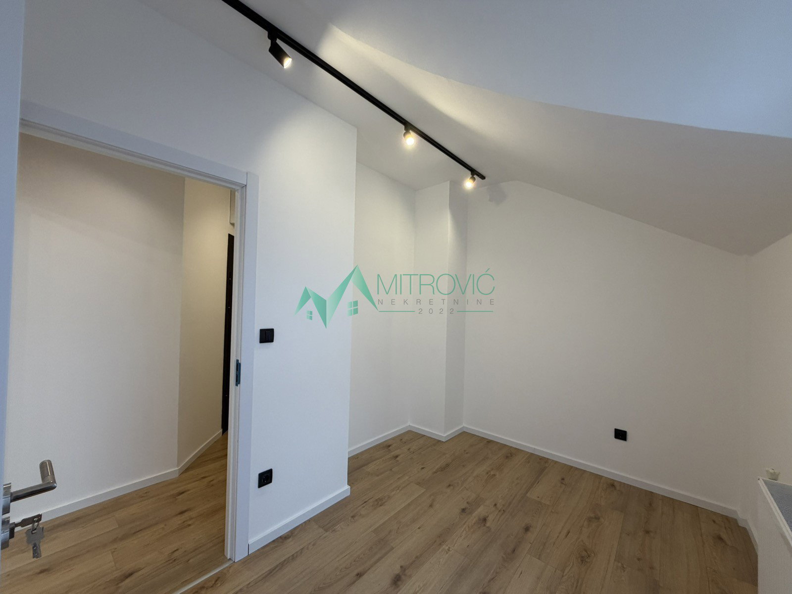 Dvoiposoban stan na prodaju, Centar, Novi Sad, 58m², 190.550 €