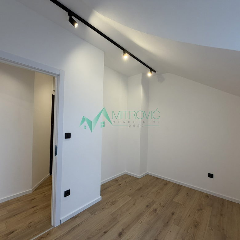 Dvoiposoban stan na prodaju, Centar, Novi Sad, 58m², 190.550 €