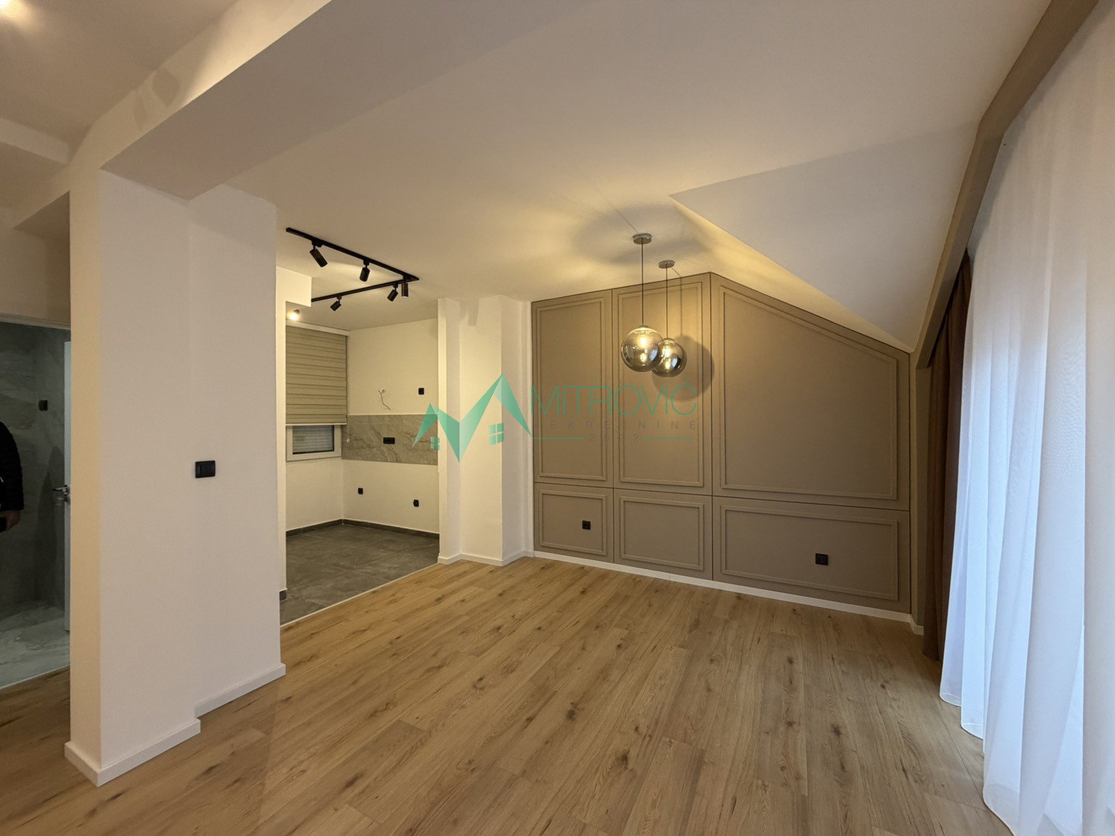 Dvoiposoban stan na prodaju, Centar, Novi Sad, 58m², 190.550 €