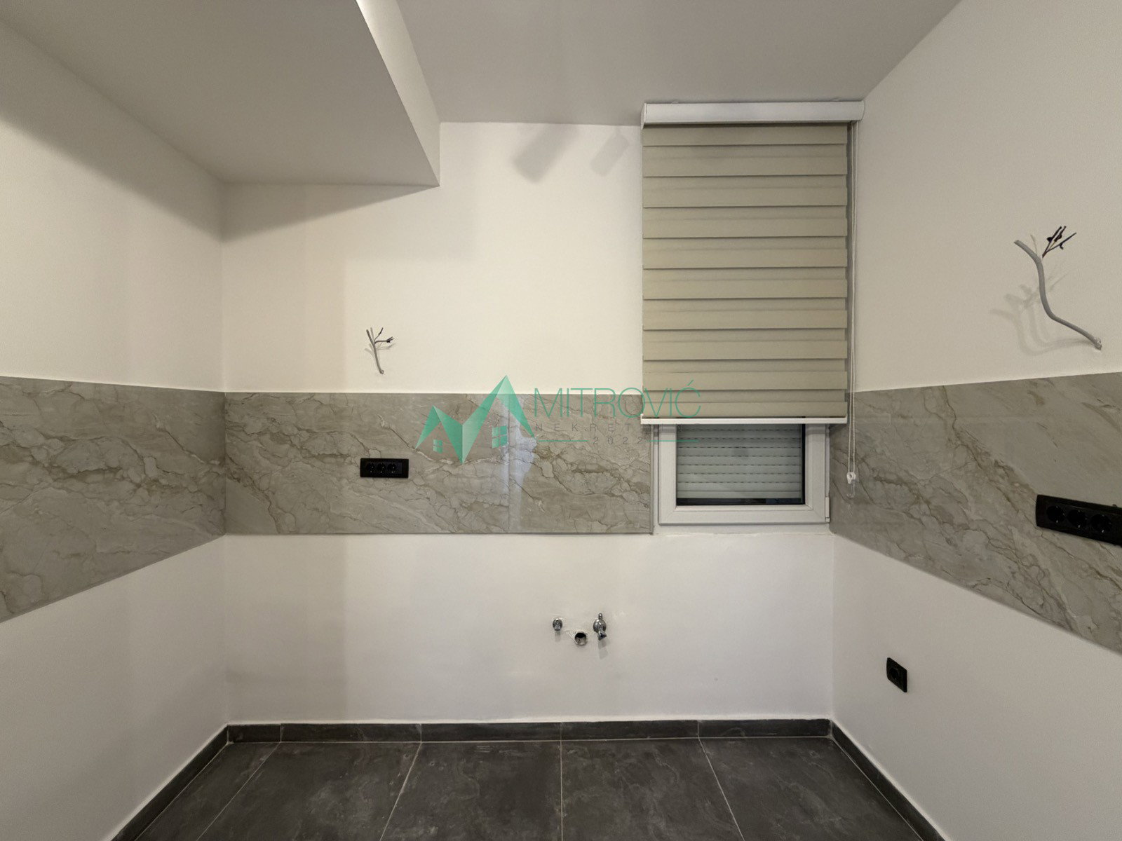 Dvoiposoban stan na prodaju, Centar, Novi Sad, 58m², 190.550 €
