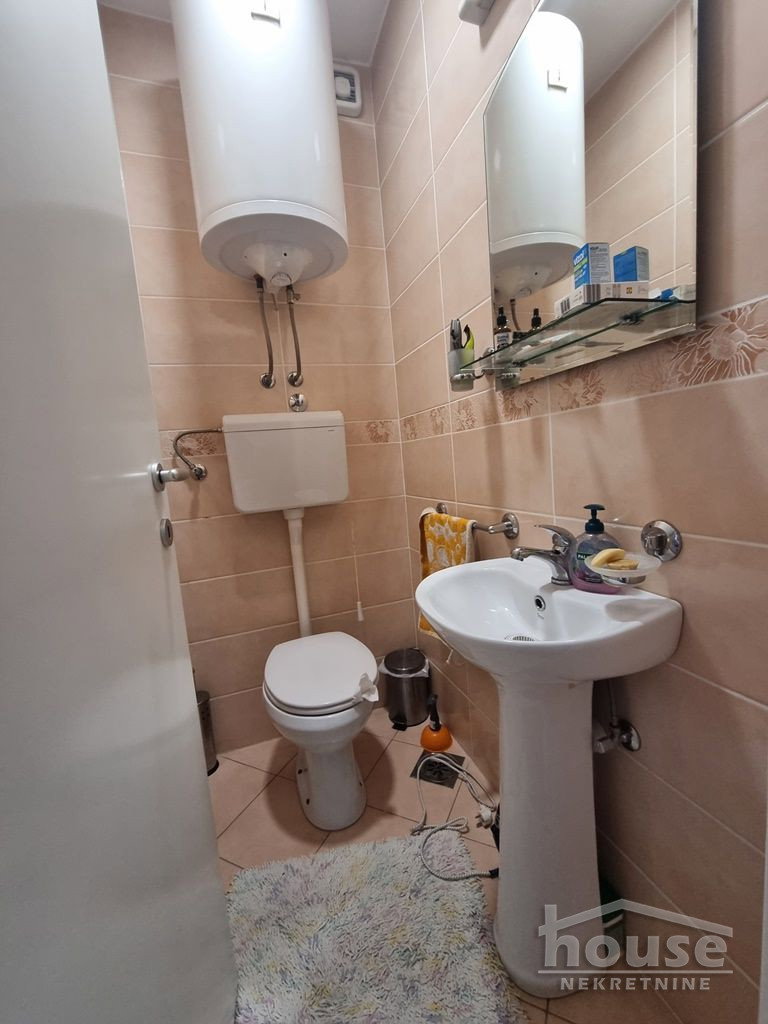 stanovi-2-5-po-podbara-1060967-ird9y Dvoiposoban stan na prodaju, Podbara, Novi Sad, 65m², 4. sprat, 169.000 €