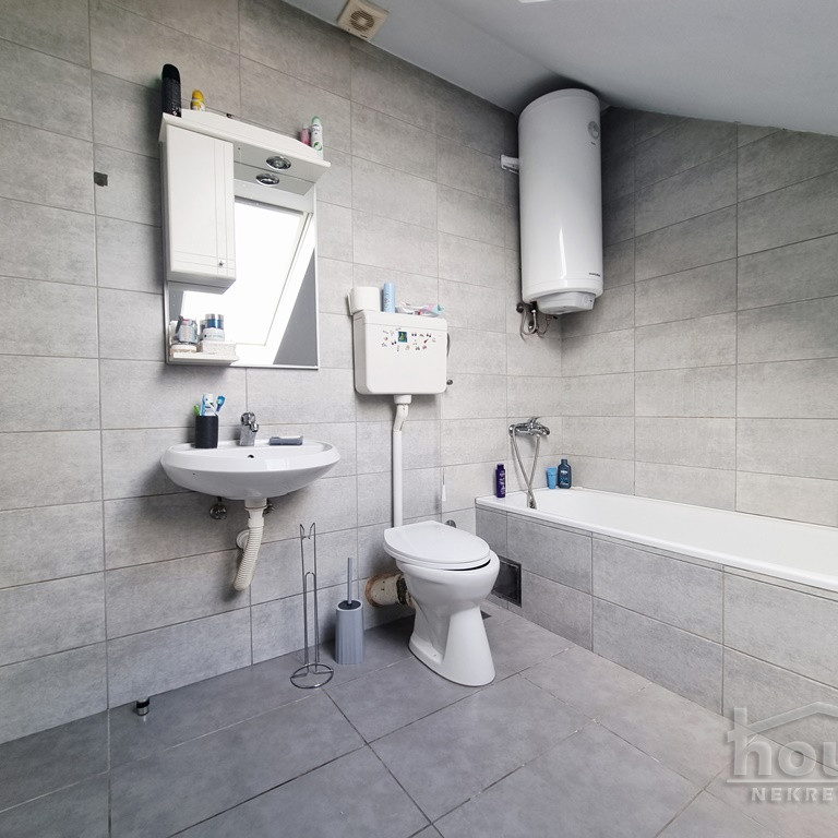 Stan Prodaja Novi Sad  52 m2