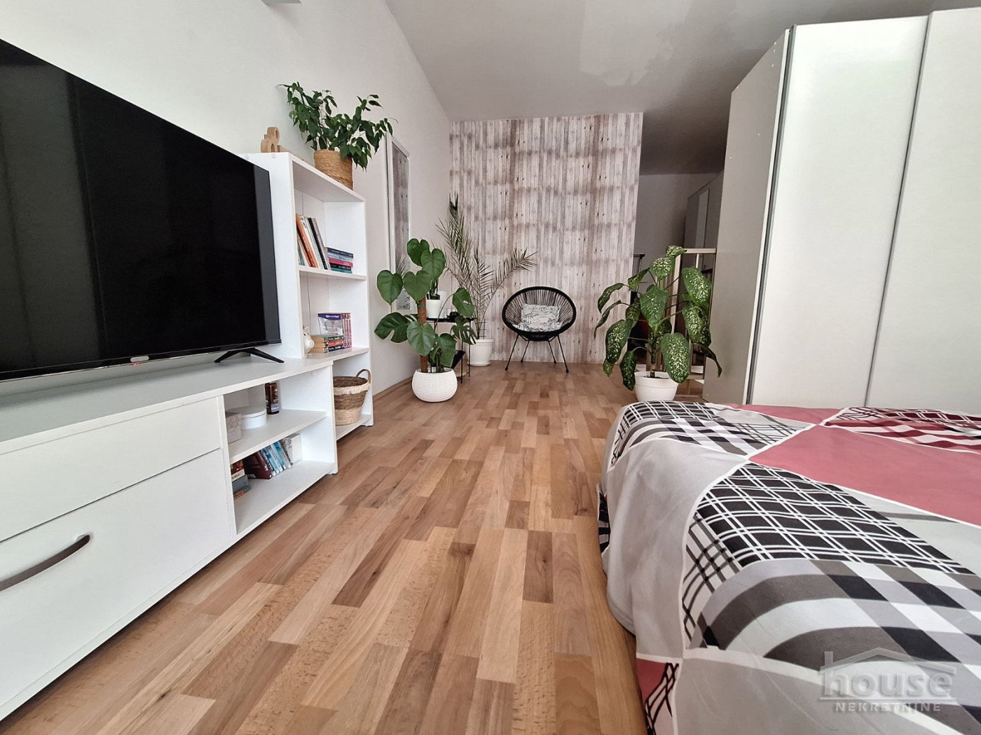 Stan Prodaja Novi Sad  50 m2