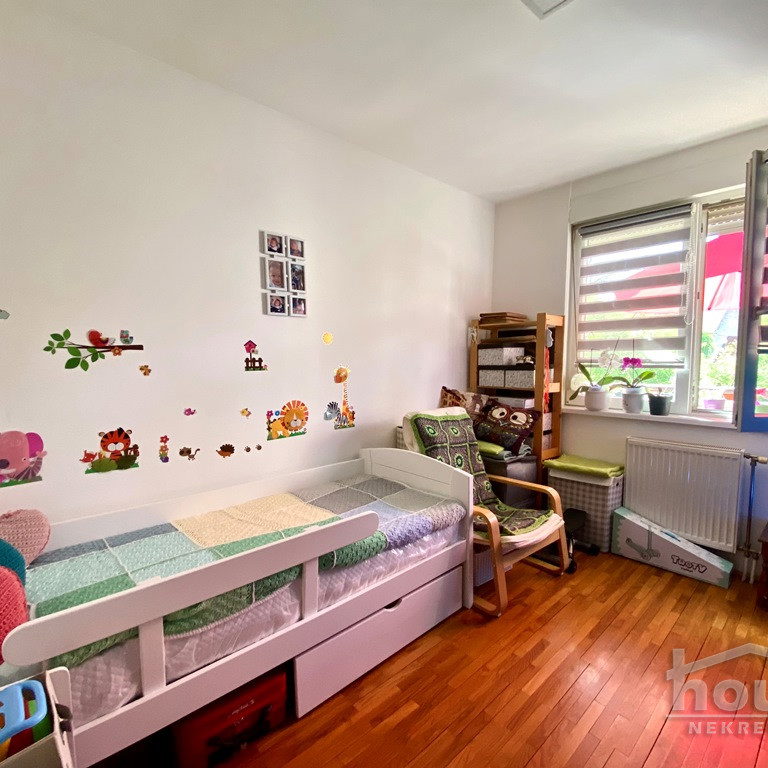 Dvoiposoban stan na prodaju, Bulevar Oslobođenja, Novi Sad, 65m², 1. sprat, 200.000 €