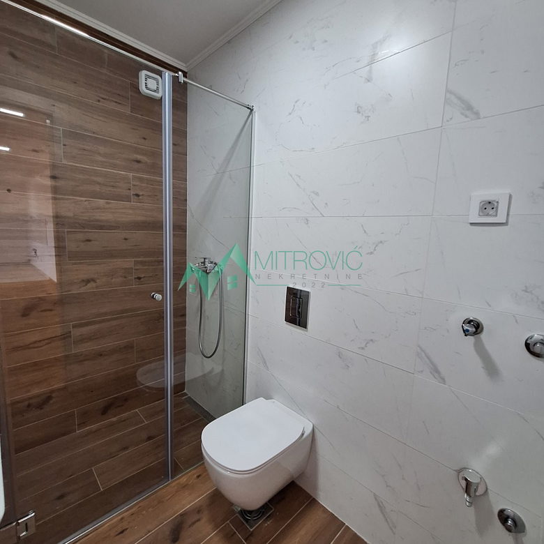 Dvoiposoban stan na prodaju, Bulevar Evrope, Novi Sad, 58m², 203.100 €