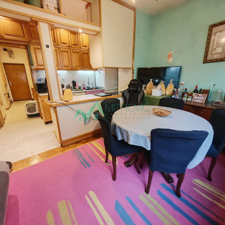 Dvoiposoban stan na prodaju, Bulevar Oslobođenja, Novi Sad, 65m², 204.200 €