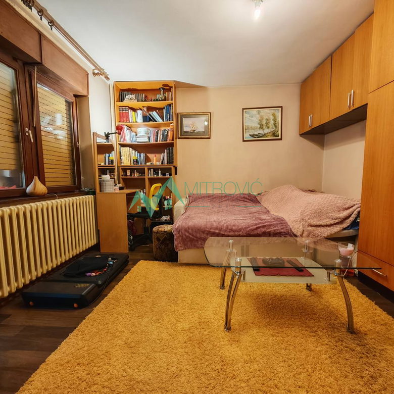 Dvoiposoban stan na prodaju, Bulevar Oslobođenja, Novi Sad, 65m², 204.200 €